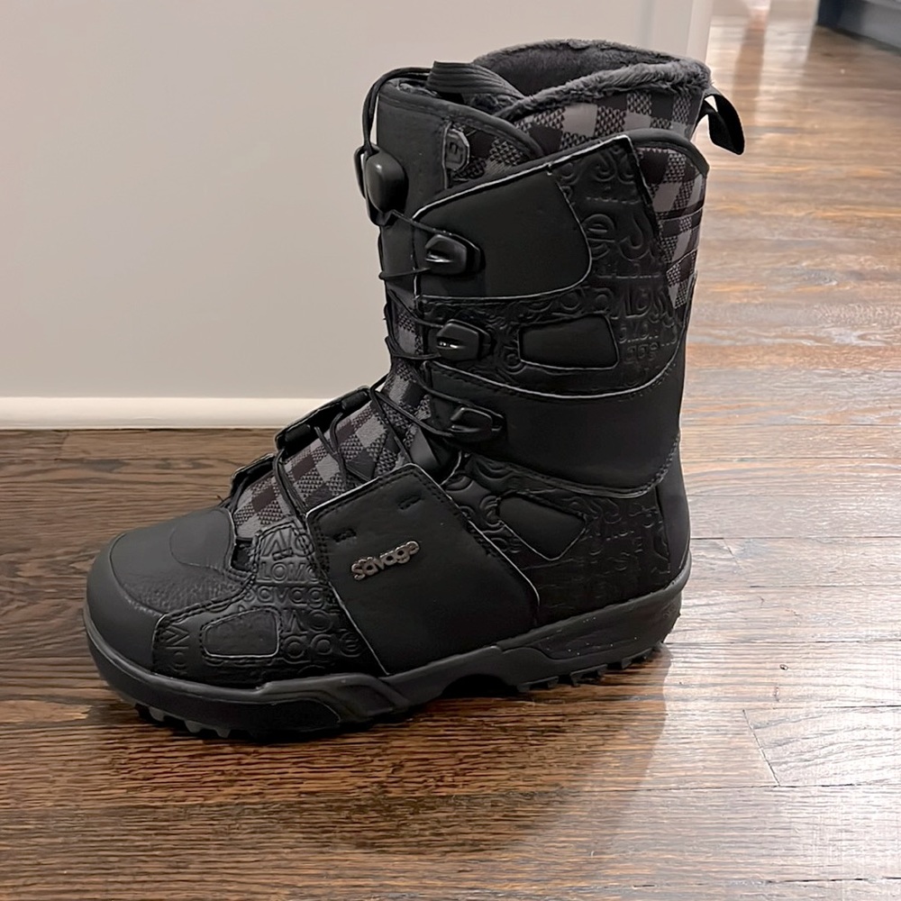 Salomon Mens snowboard boots “the savage”